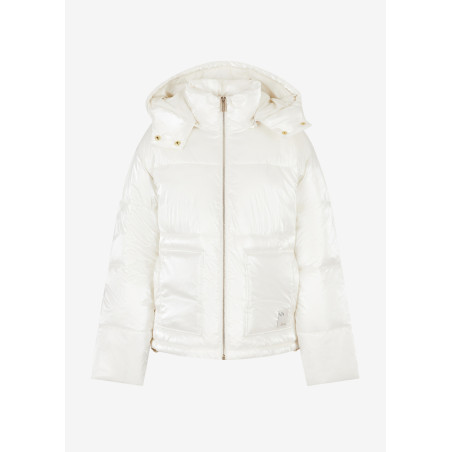 Imagen chaqueta mujer ARMANI EXCHANGE color blanco natural, capucha desmontable y brillo.